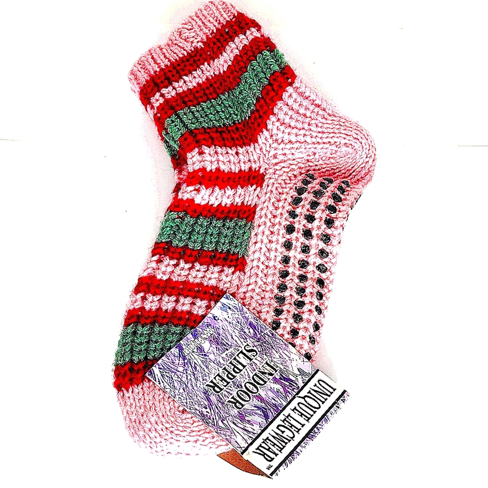 ``S25549 NWT Unique Legwear Indoor Slippers